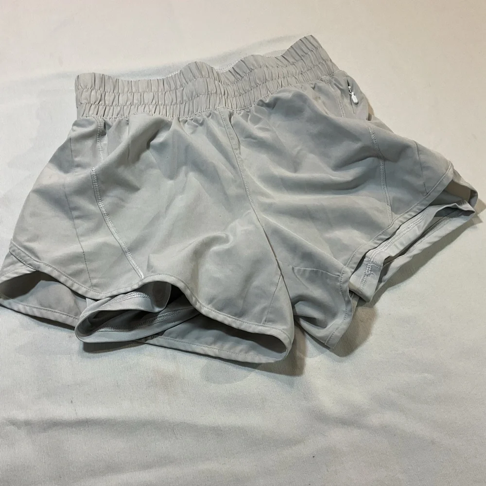 Avia Light Gray High Waist Elastic Band Size S (0-2) Running Shorts Zip Pocket‎